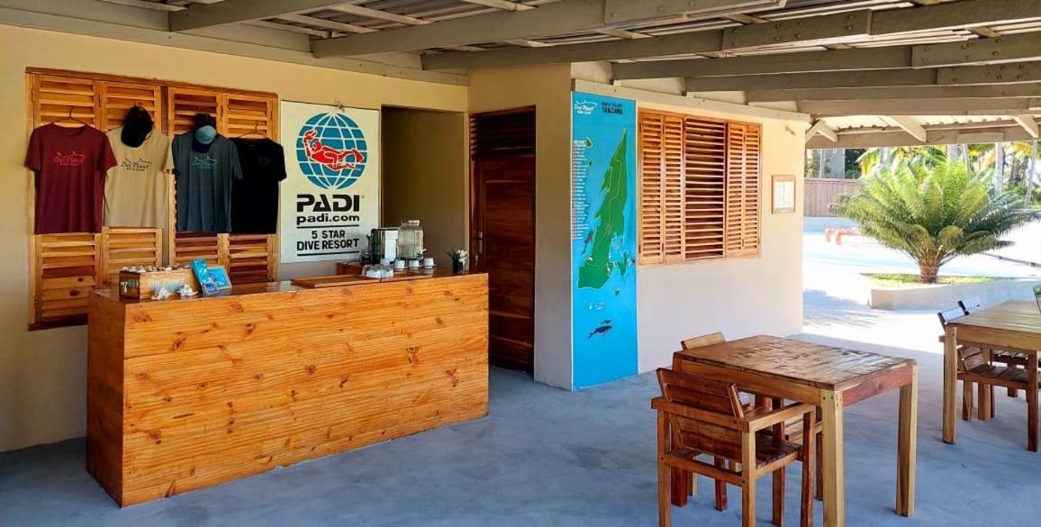 Dive Planet Mafia Island Utende Екстер'єр фото